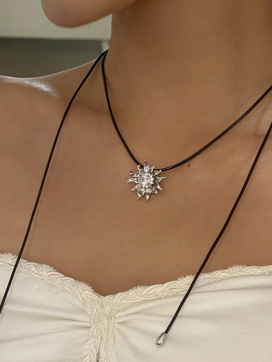 Flower Pendant Necklace